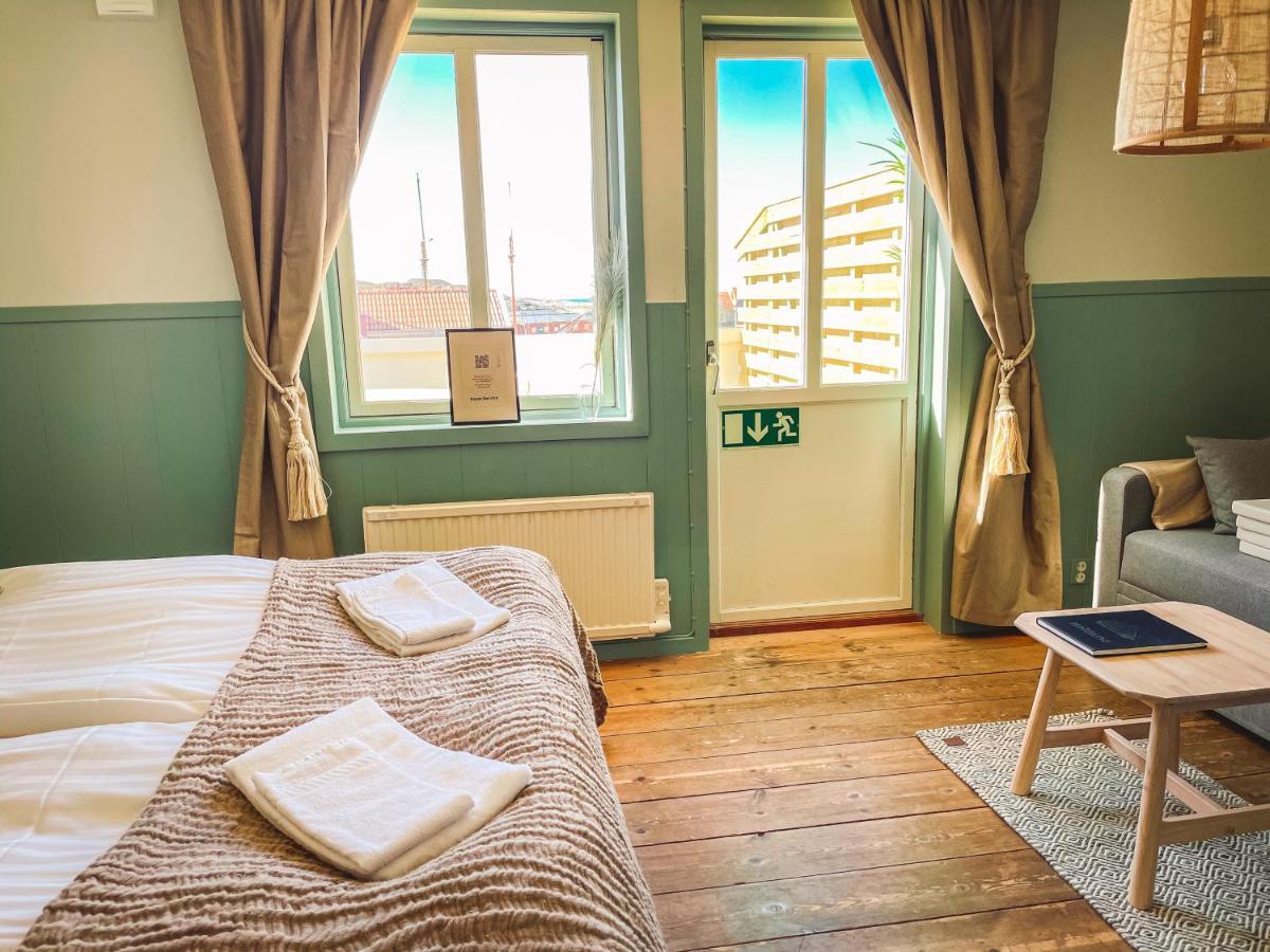 Hotel Molloesunds Waerdshus Esterno foto